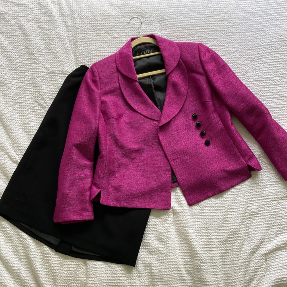 Kasper magenta jacket and black skirt set in size 8P (medium petite).
